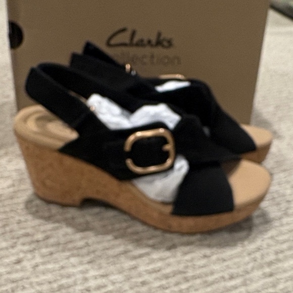 Clarks Women's Sandals in Black and Tan - Picture 2 of 10
